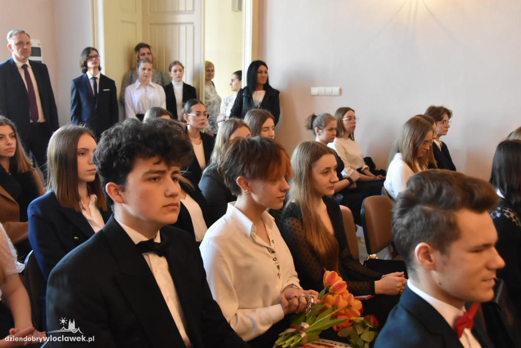 Zakończenie roku szkolnego maturzystów w LZK