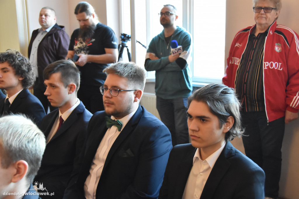 Zakończenie roku szkolnego maturzystów w LZK