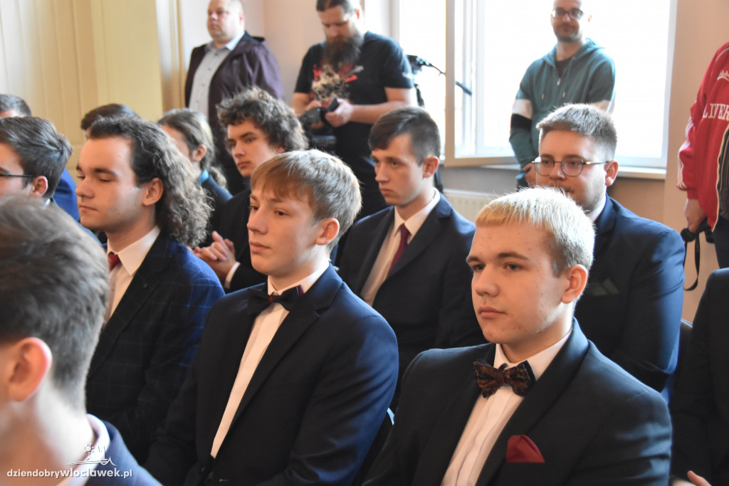 Zakończenie roku szkolnego maturzystów w LZK