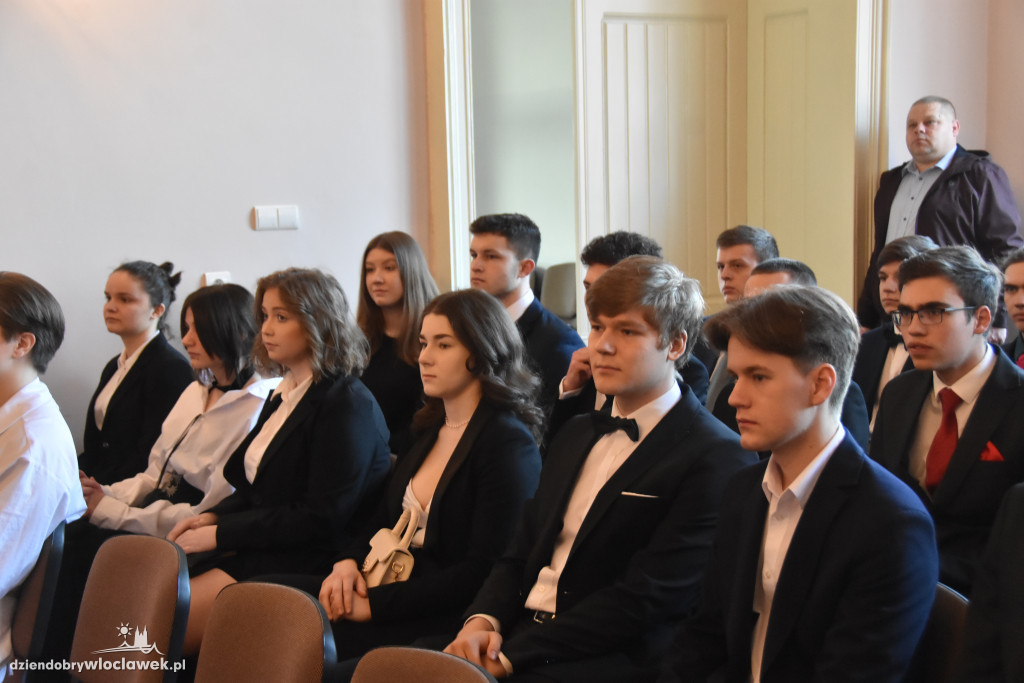 Zakończenie roku szkolnego maturzystów w LZK
