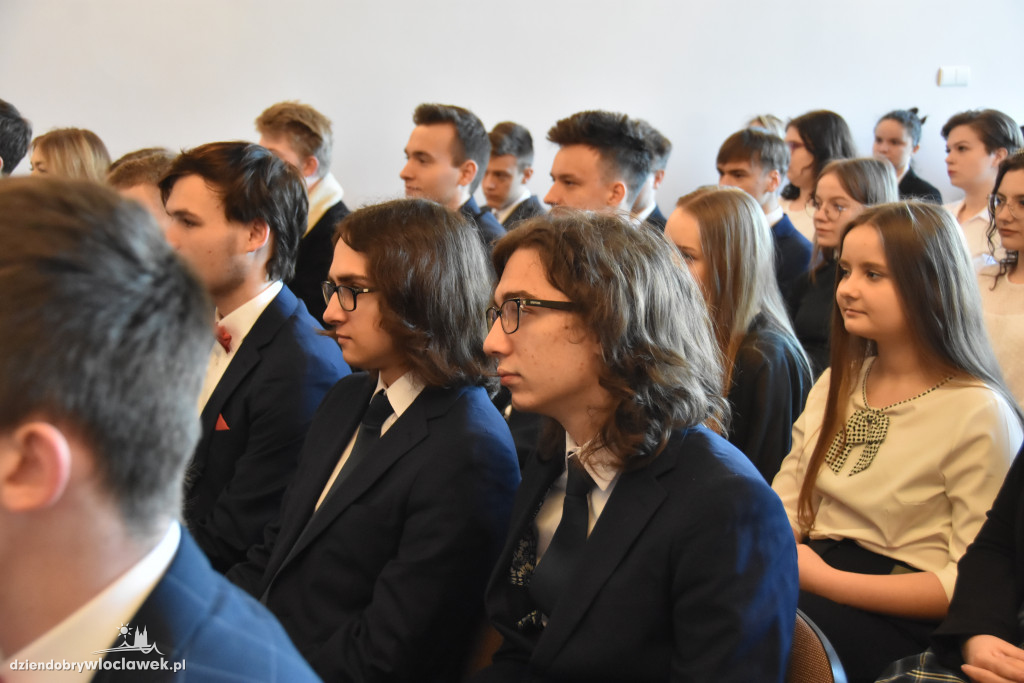 Zakończenie roku szkolnego maturzystów w LZK