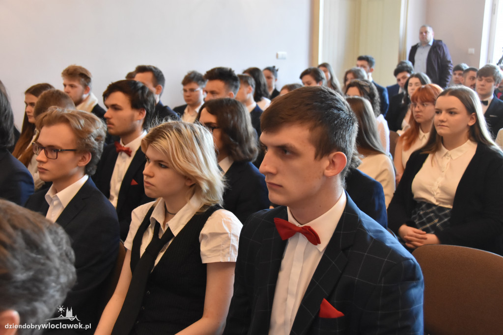 Zakończenie roku szkolnego maturzystów w LZK