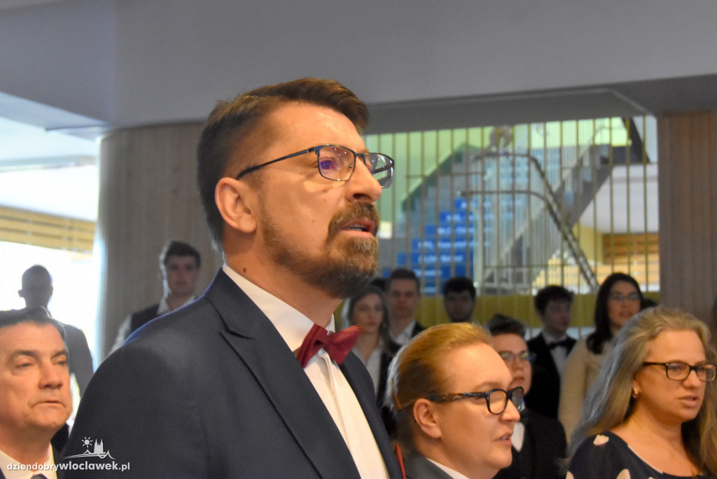 Zakończenie roku maturzystów w Baczyńskim