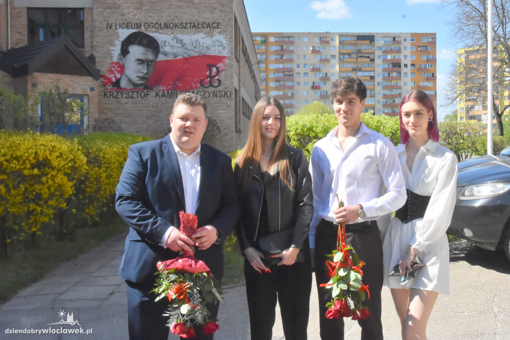 Zakończenie roku maturzystów w Baczyńskim