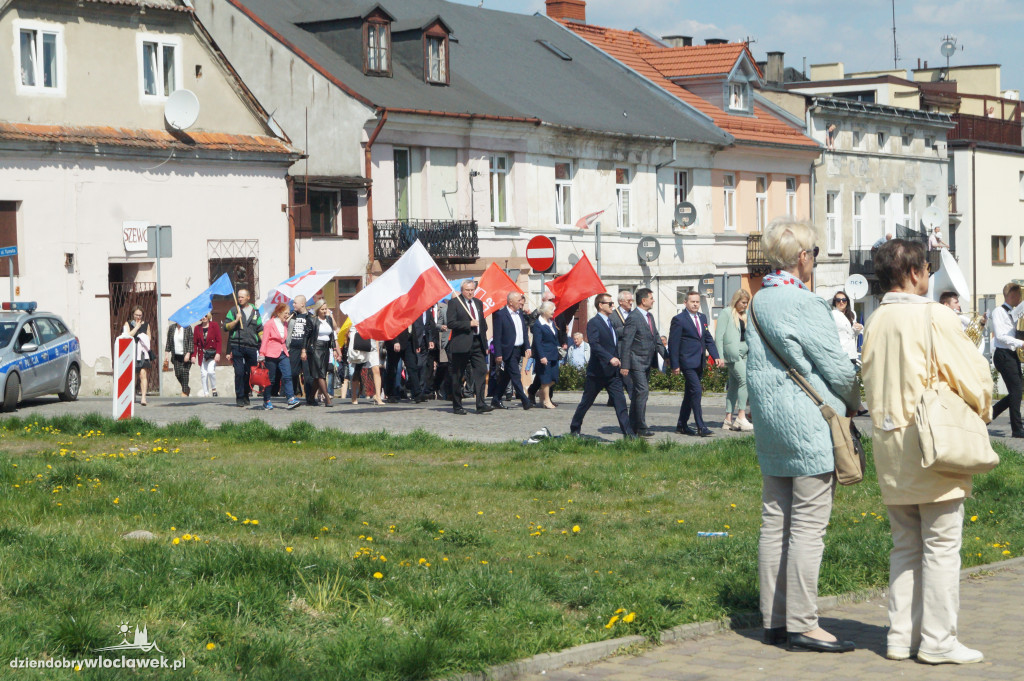 Uroczystość i pochód z okazji 1 maja