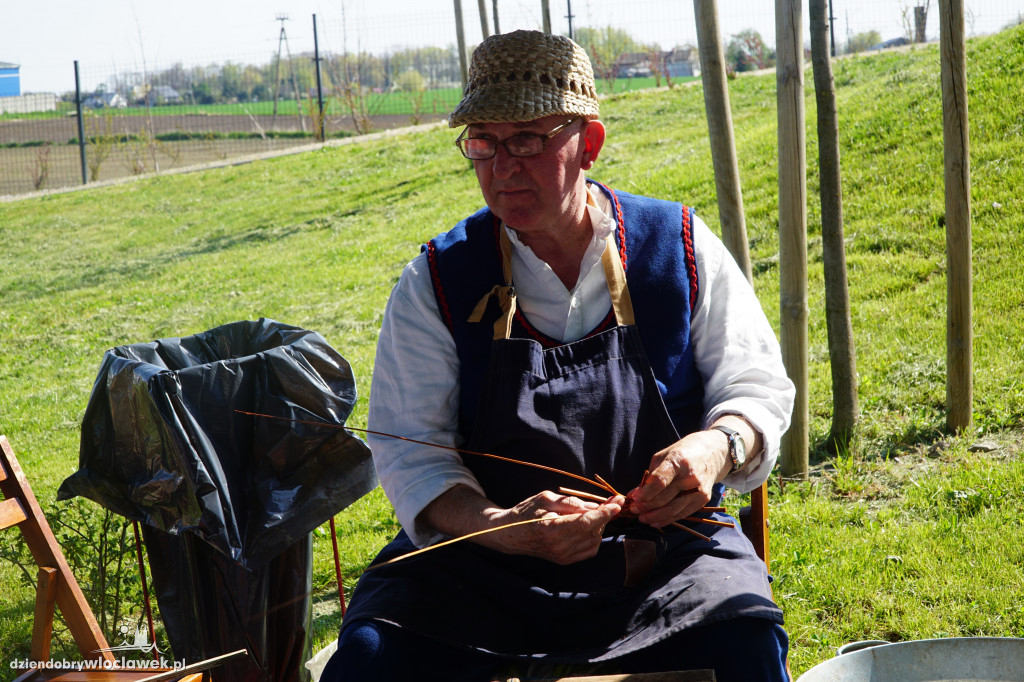 Festiwal Zespołów Folklorystycznych w Wahadle
