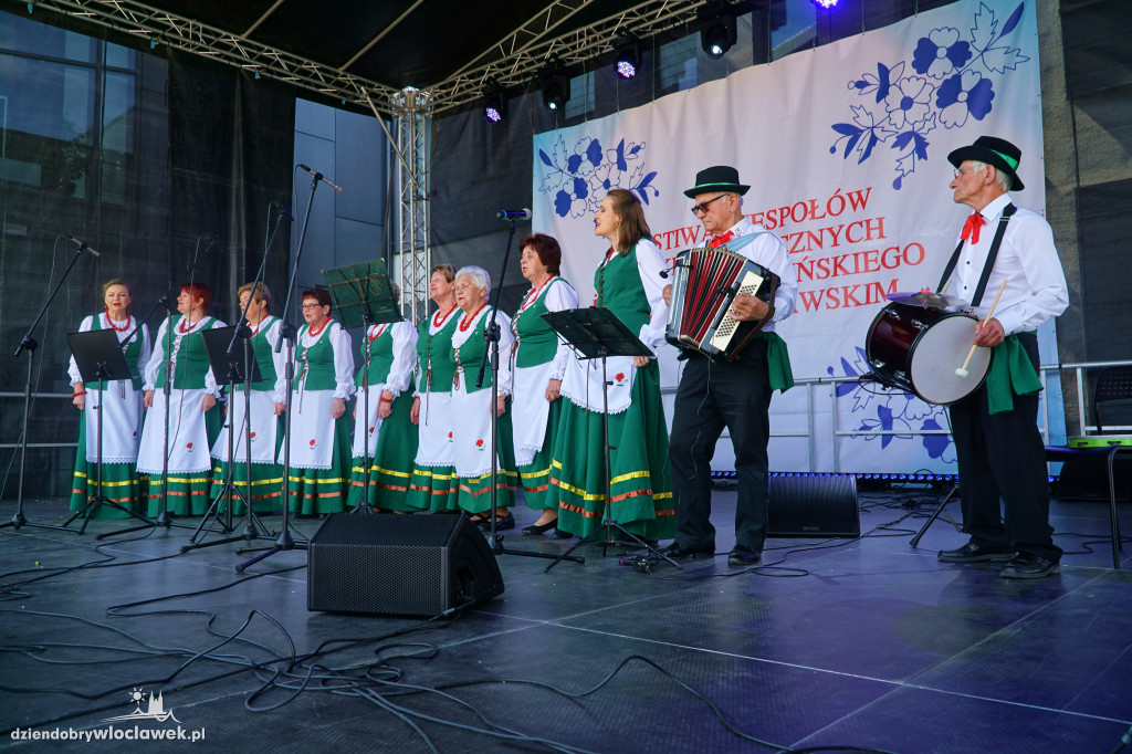 Festiwal Zespołów Folklorystycznych w Wahadle