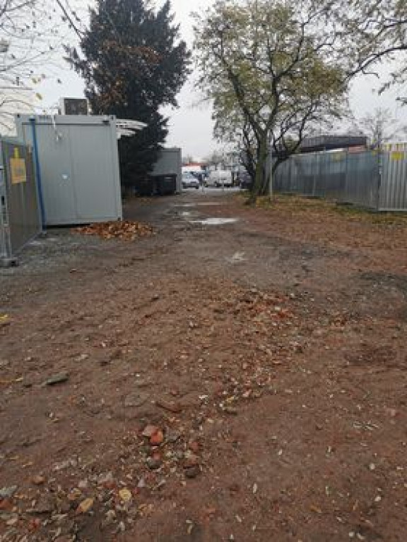 Tak wygląda przejście na perony dworca PKP
