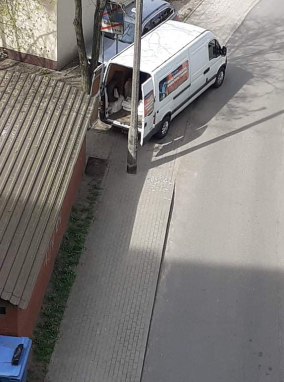 Ktoś podrzucił stertę śmieci na Południe