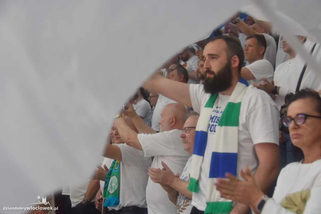 Kibice na meczu z Legią Warszawa