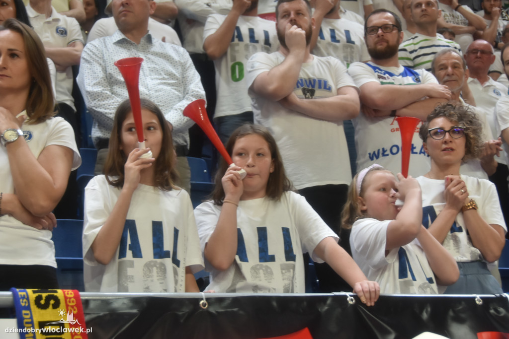 Kibice na meczu z Legią Warszawa