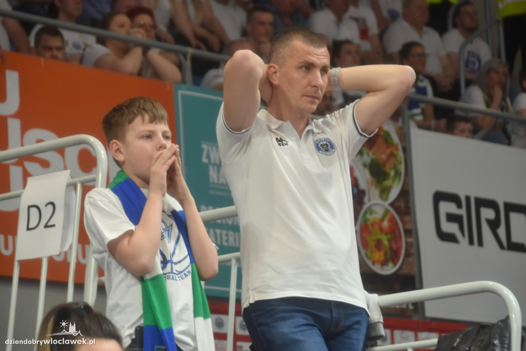 Kibice na meczu z Legią Warszawa