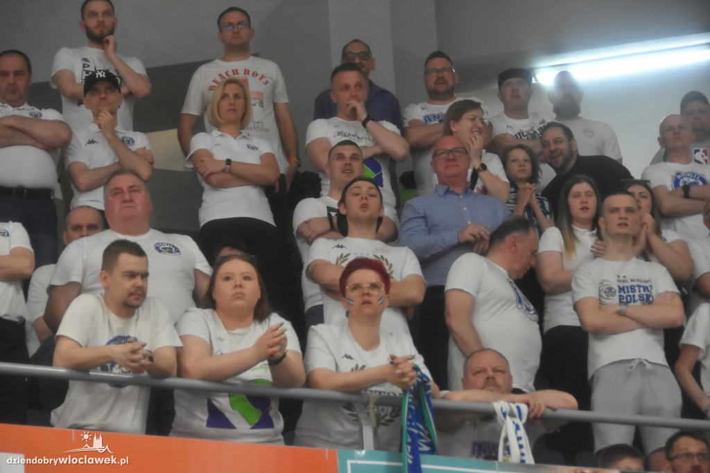 Kibice na meczu z Legią Warszawa