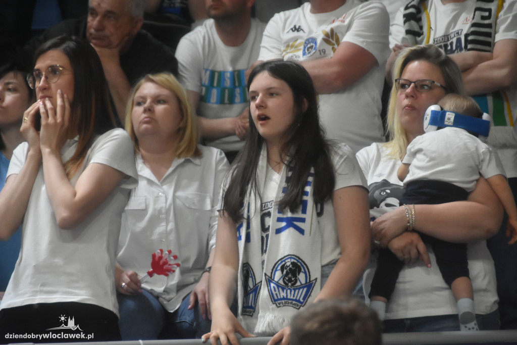 Kibice na meczu z Legią Warszawa