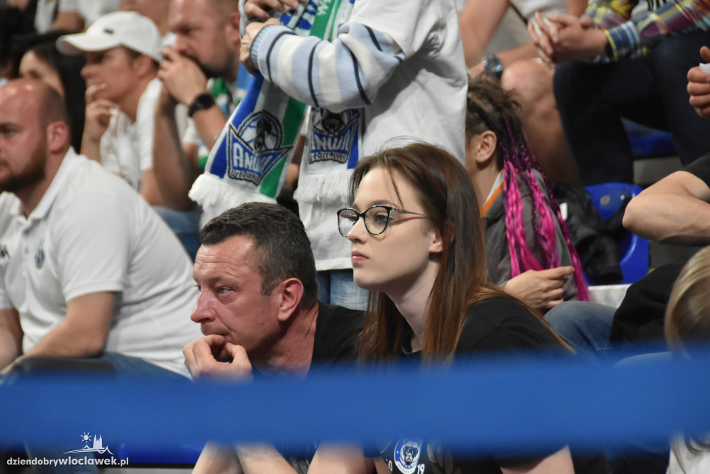 Kibice na meczu z Legią Warszawa