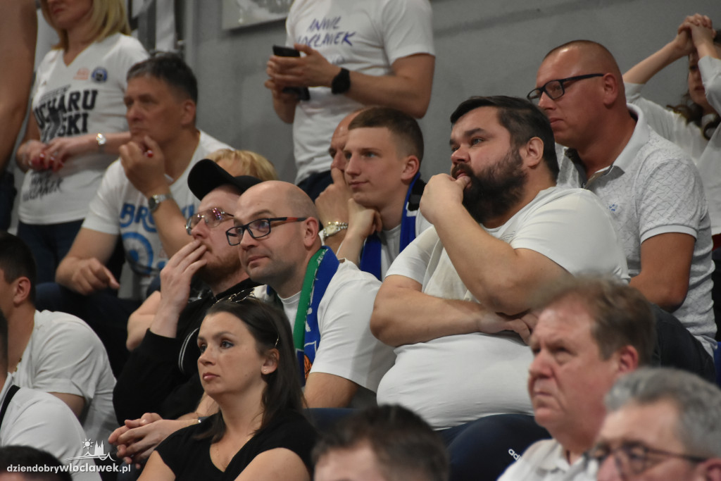 Kibice na meczu z Legią Warszawa