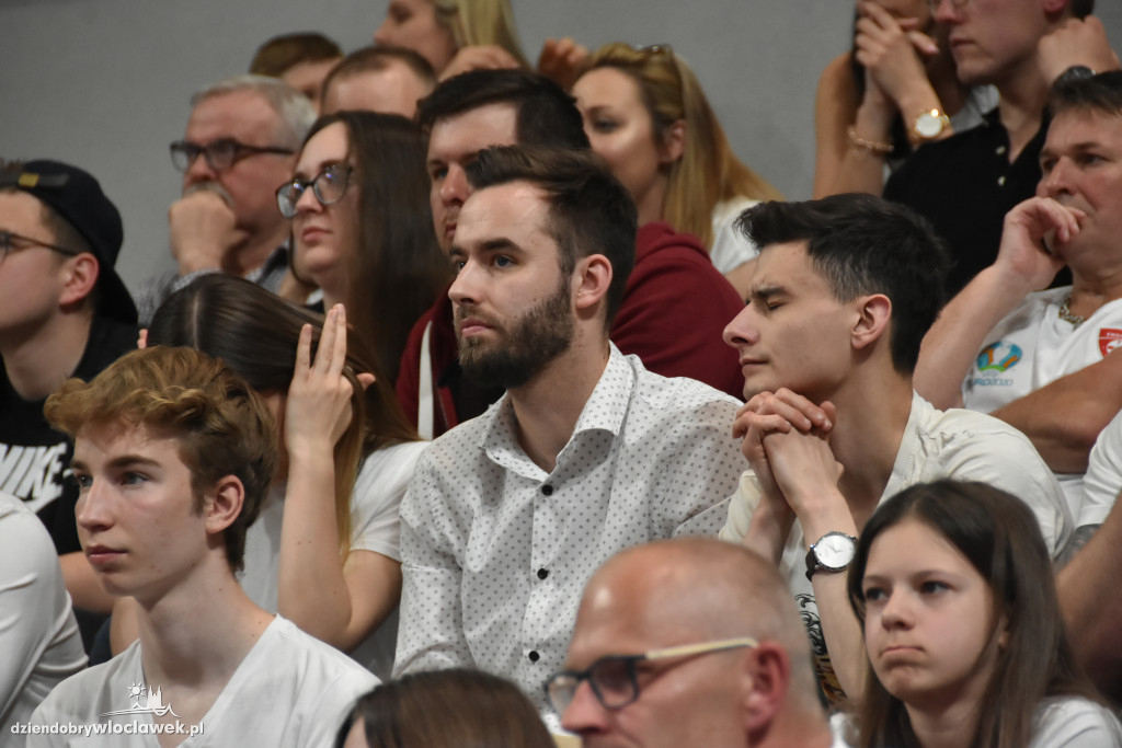 Kibice na meczu z Legią Warszawa