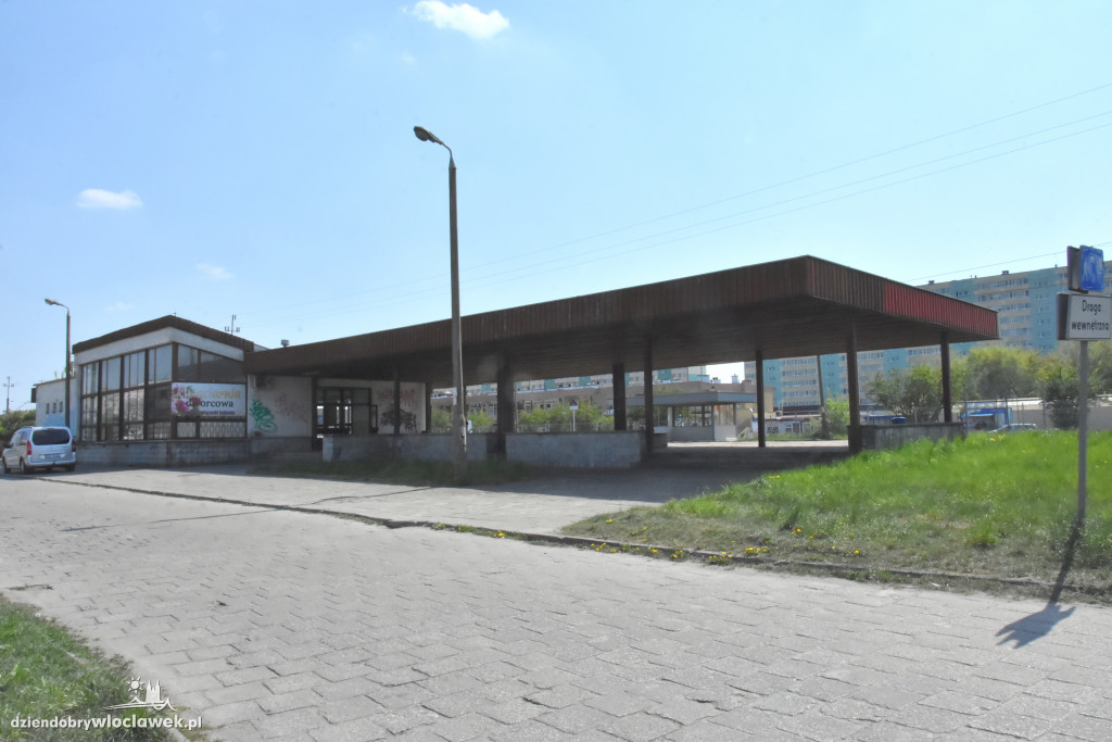 Stacja Zazamcze zmienia się w ruinę