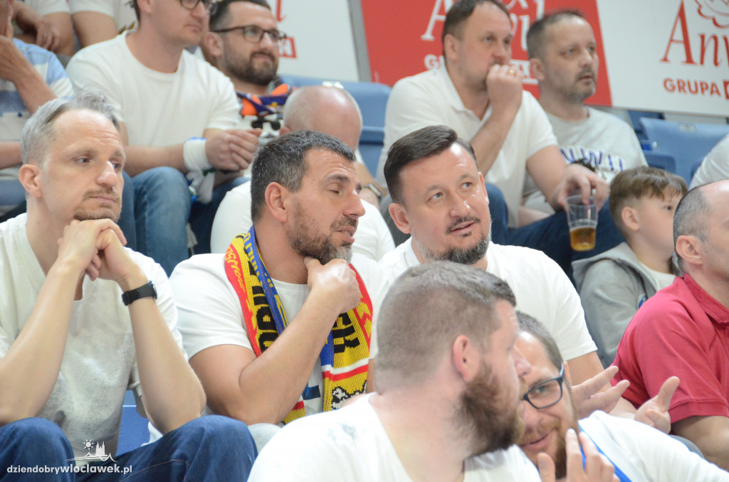 Kibice na 2. meczu półfinału