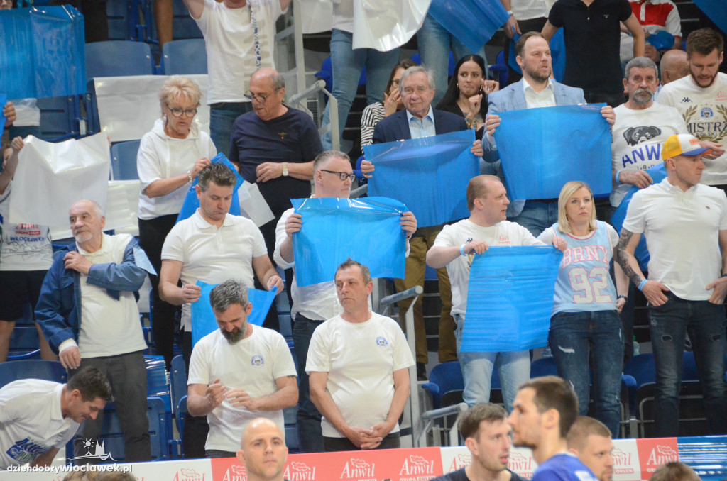 Kibice na 2. meczu półfinału