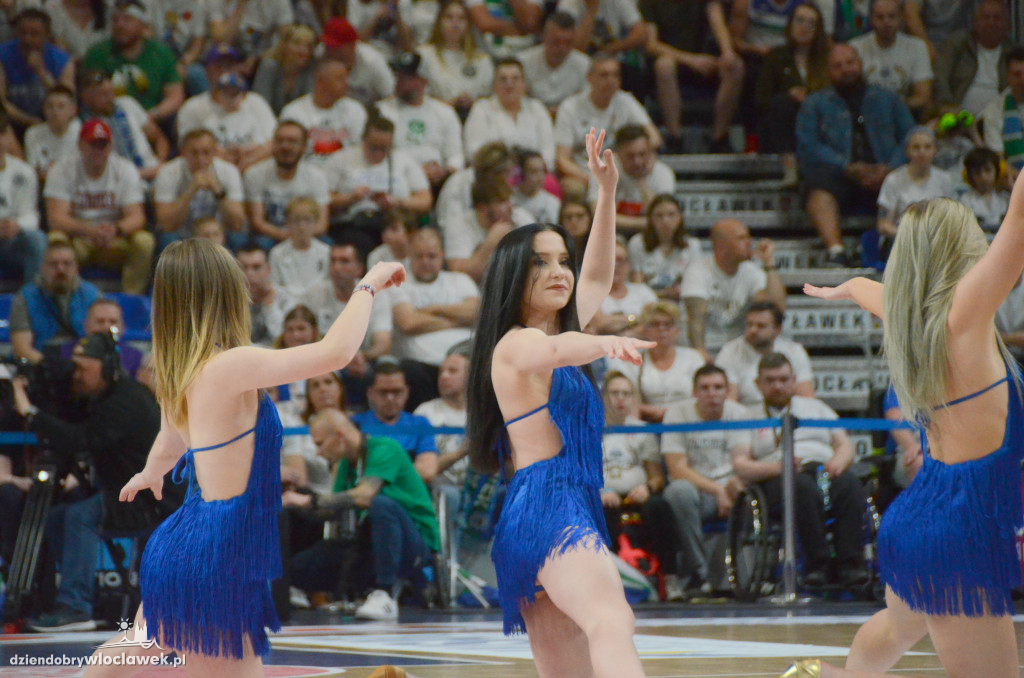 Cheerleaderki na meczu Anwil vs Legia