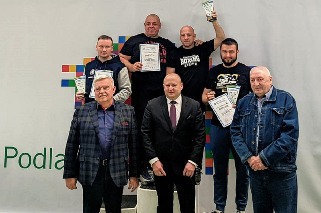 Champion najlepszy w Łomży
