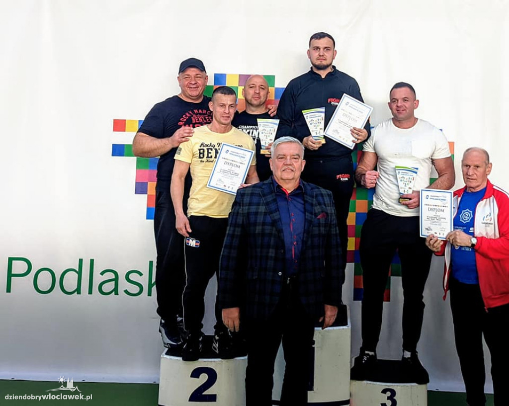 Champion najlepszy w Łomży