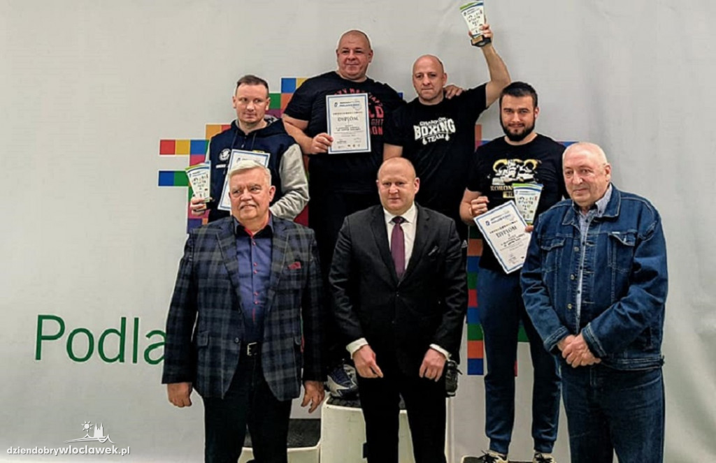 Champion najlepszy w Łomży