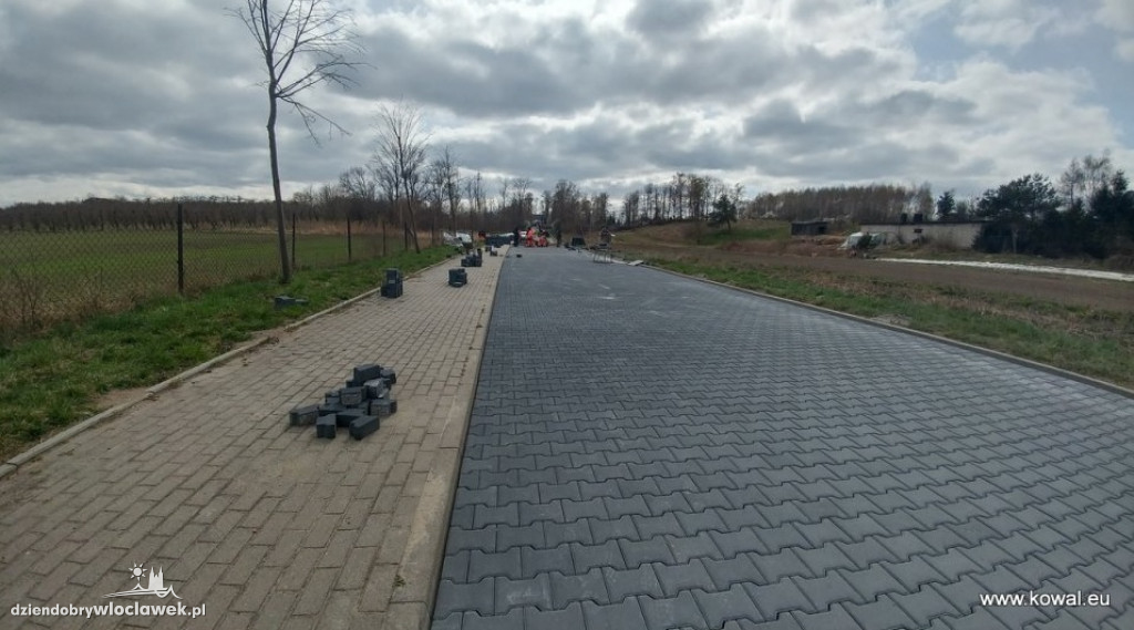 Przerwali remont bo... nie mają kostki