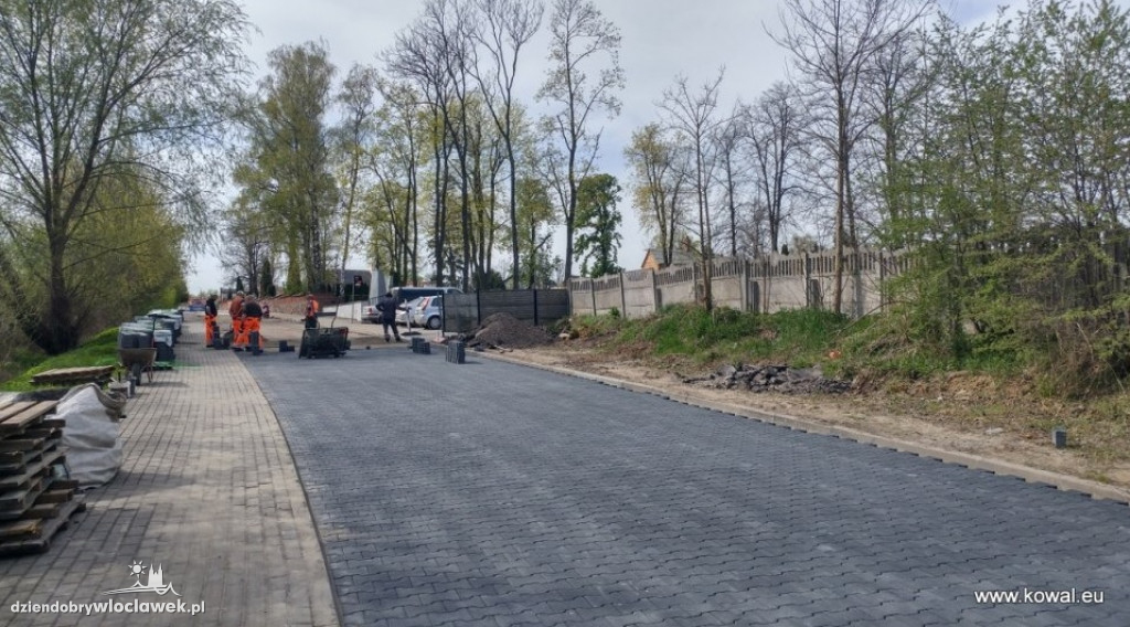 Przerwali remont bo... nie mają kostki
