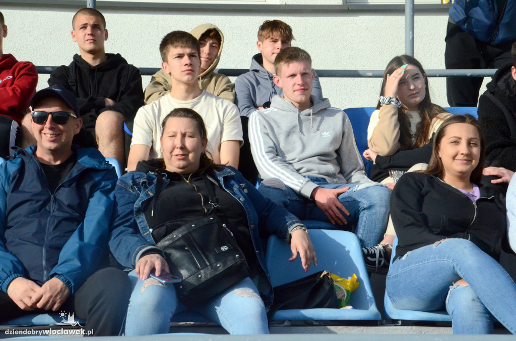 Derby  między Włocłavią, a Liderem Włocławek