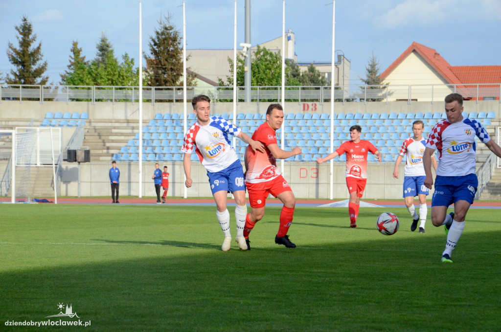 Derby  między Włocłavią, a Liderem Włocławek