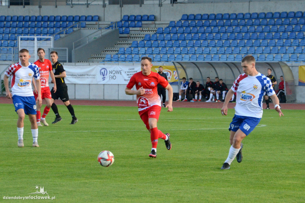 Derby  między Włocłavią, a Liderem Włocławek