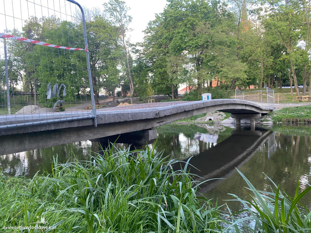 Przebudowa mostków nad Zgłowiączką