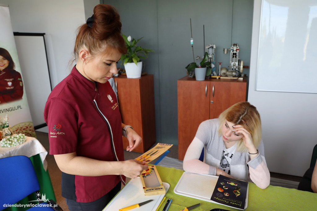 Szkolenie z carvingu w Ochotniczym Hufcu Pracy