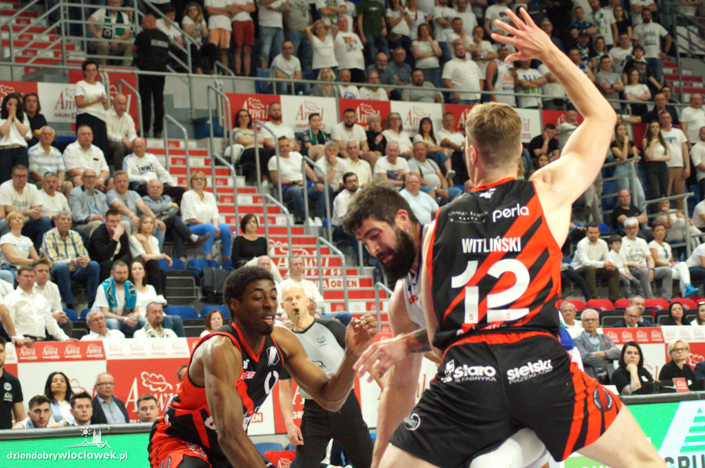 Mecz o brąz Anwil vs Czarni