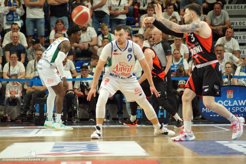 Mecz o brąz Anwil vs Czarni