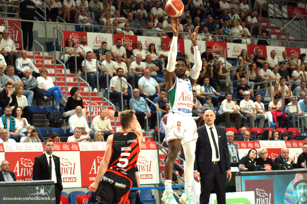 Mecz o brąz Anwil vs Czarni