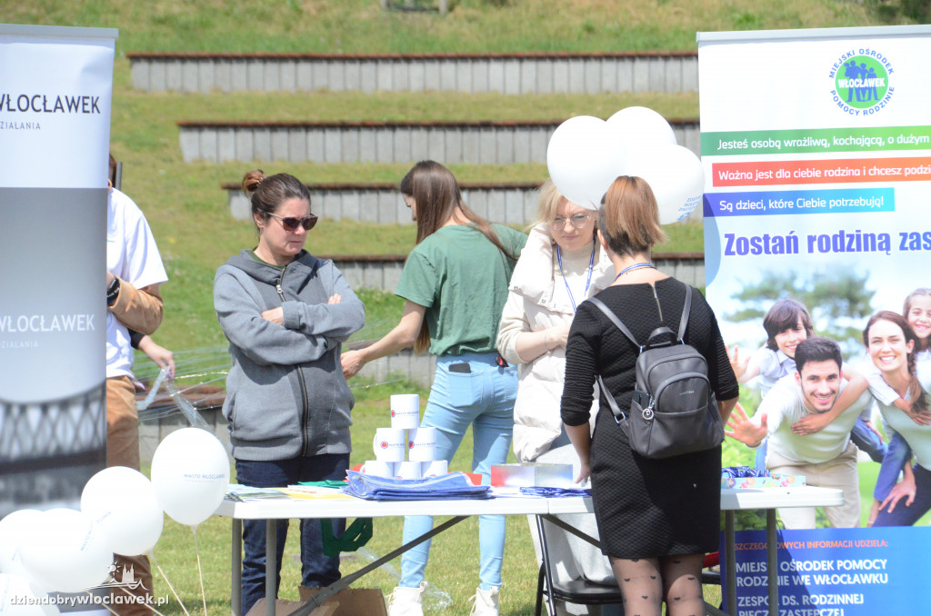 Integracyjny Piknik Pokoju w Parku na Słodowie