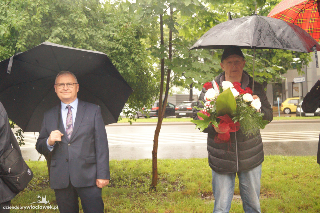 Pomnik Cichociemnych Spadochroniarzy