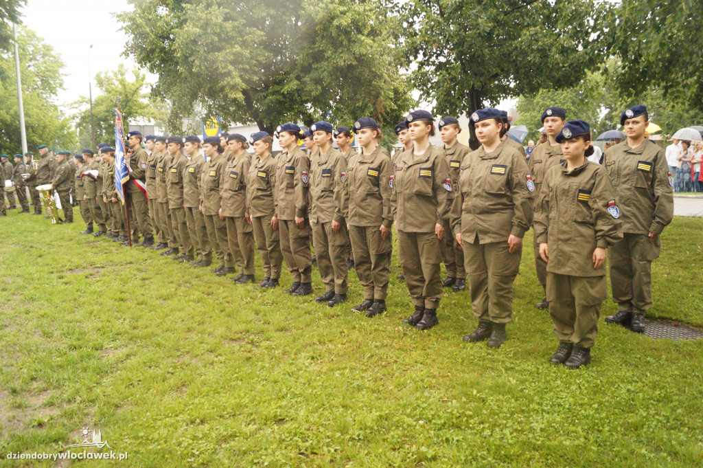 Pomnik Cichociemnych Spadochroniarzy