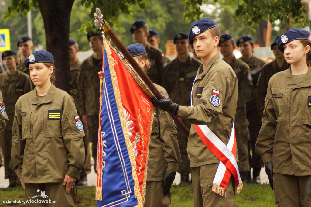 Pomnik Cichociemnych Spadochroniarzy