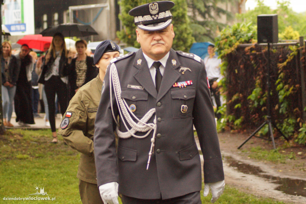 Pomnik Cichociemnych Spadochroniarzy