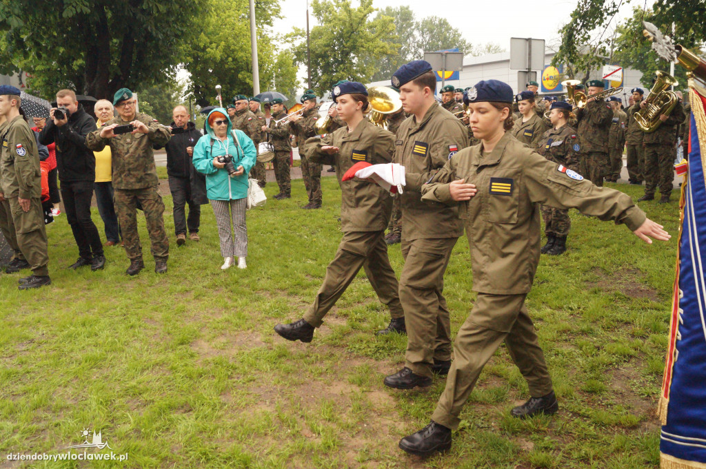 Pomnik Cichociemnych Spadochroniarzy