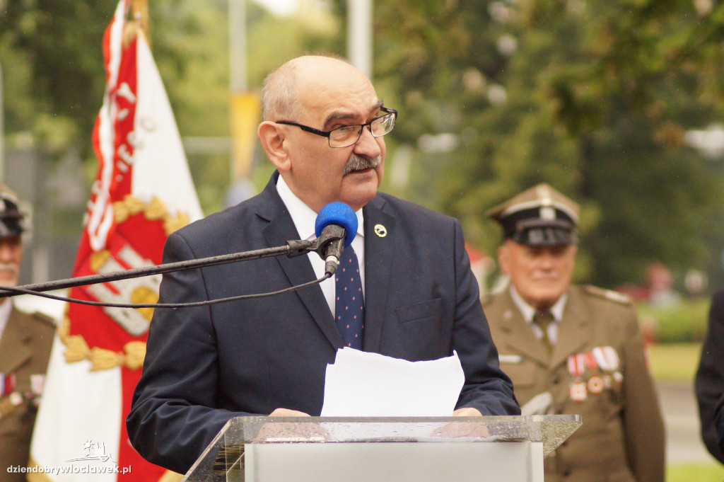 Pomnik Cichociemnych Spadochroniarzy