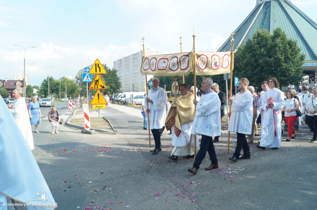 Boże Ciało: procesja parafii NSJ