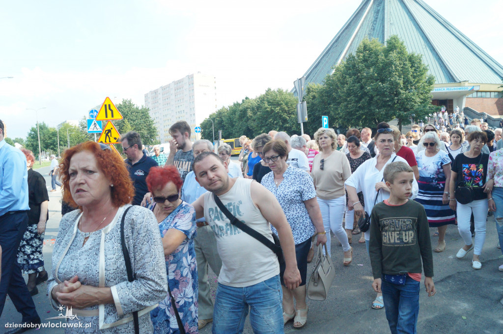 Boże Ciało: procesja parafii NSJ