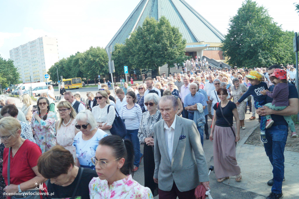 Boże Ciało: procesja parafii NSJ