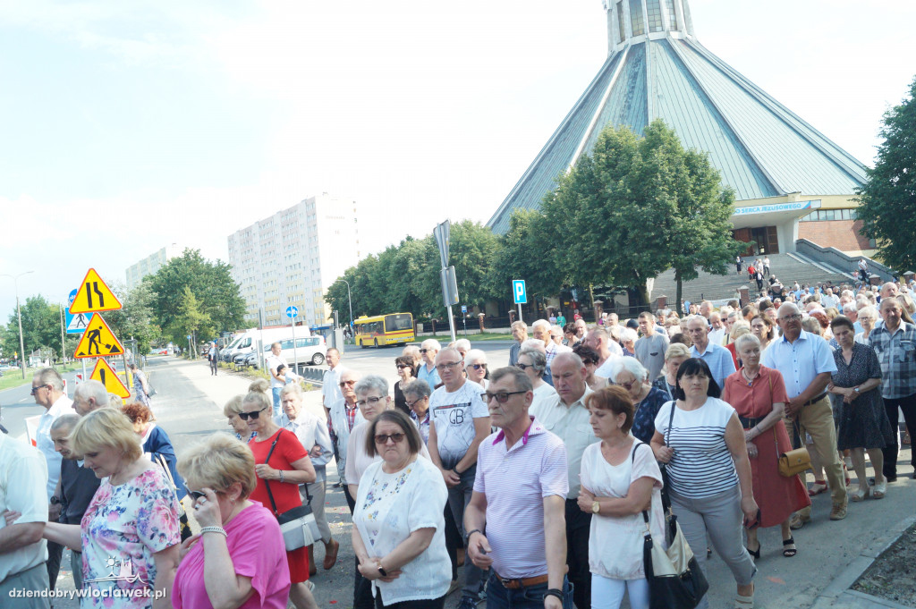 Boże Ciało: procesja parafii NSJ
