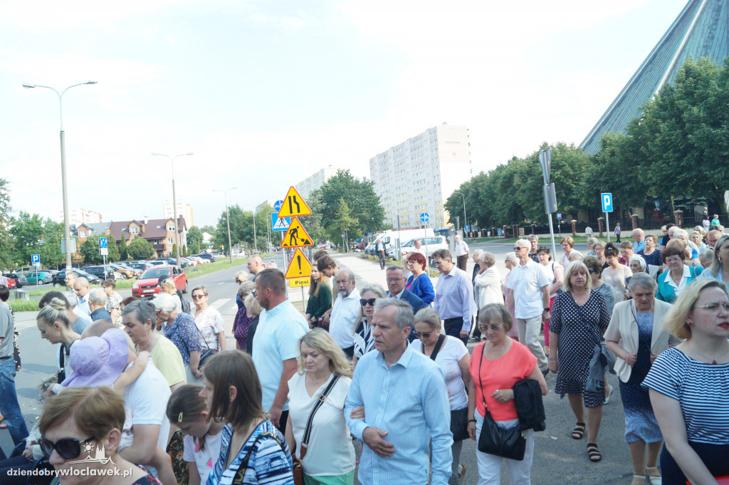 Boże Ciało: procesja parafii NSJ